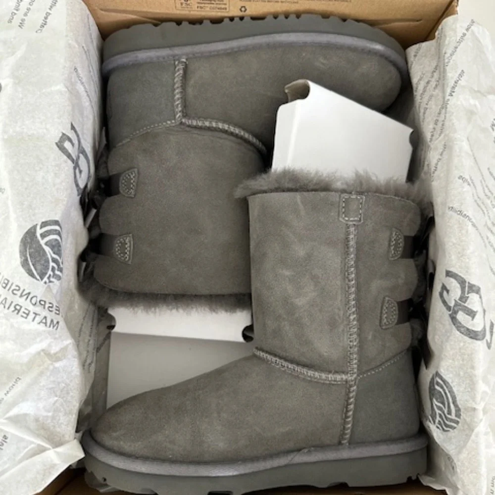 UGG Kids Girls Bailey Bow II Grey Shearling Boots Sz US 1Kid, EU 32.5, New w/Box